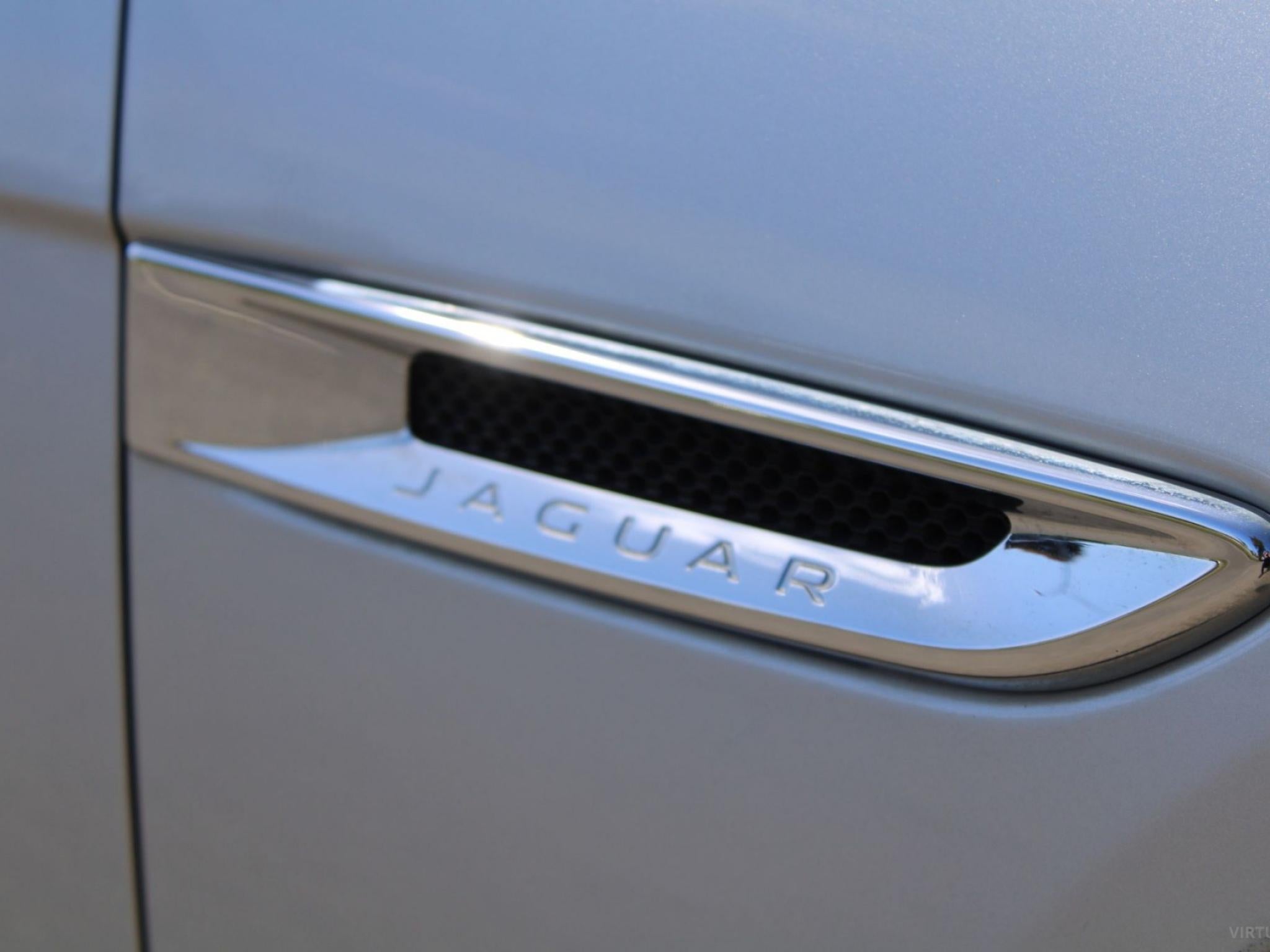 JAGUAR XE 20D R-SPORT MY17