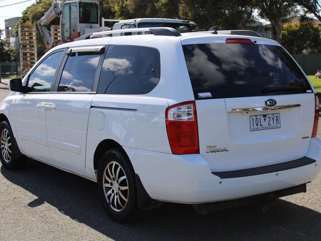 KIA GRAND CARNIVAL PLATINUM VQ MY13
