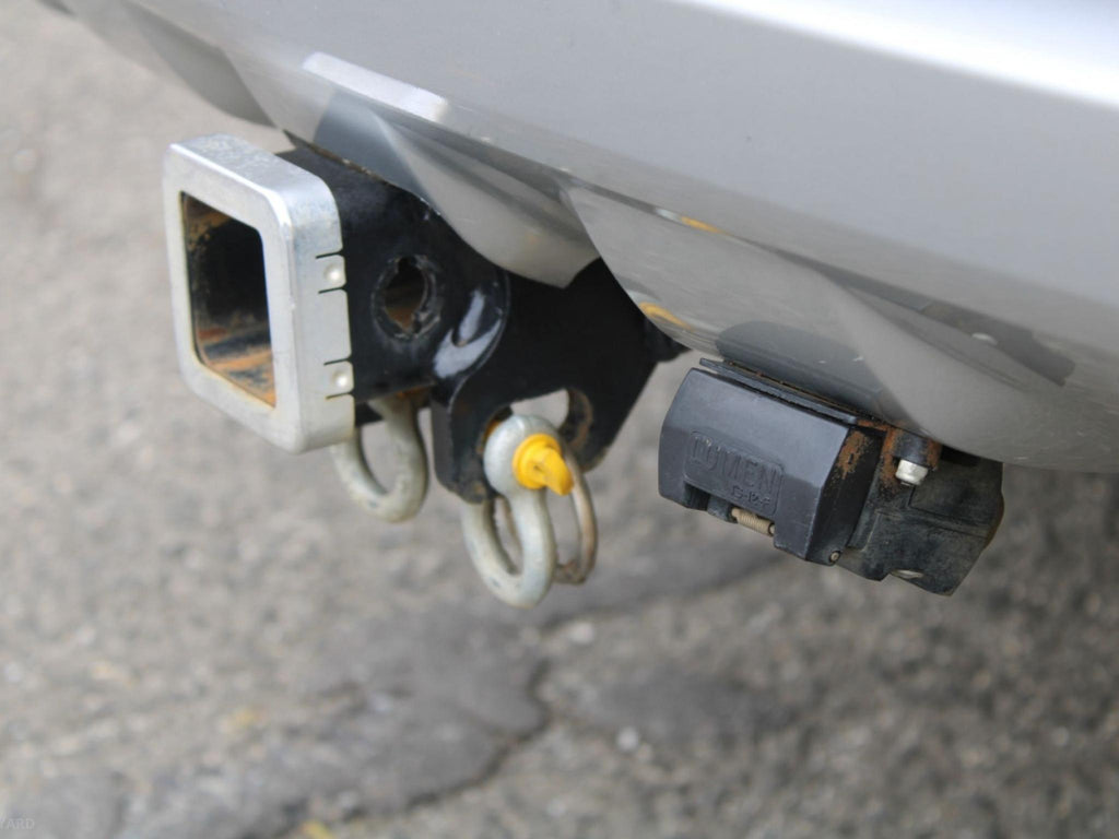 FORD EVEREST TREND UA
