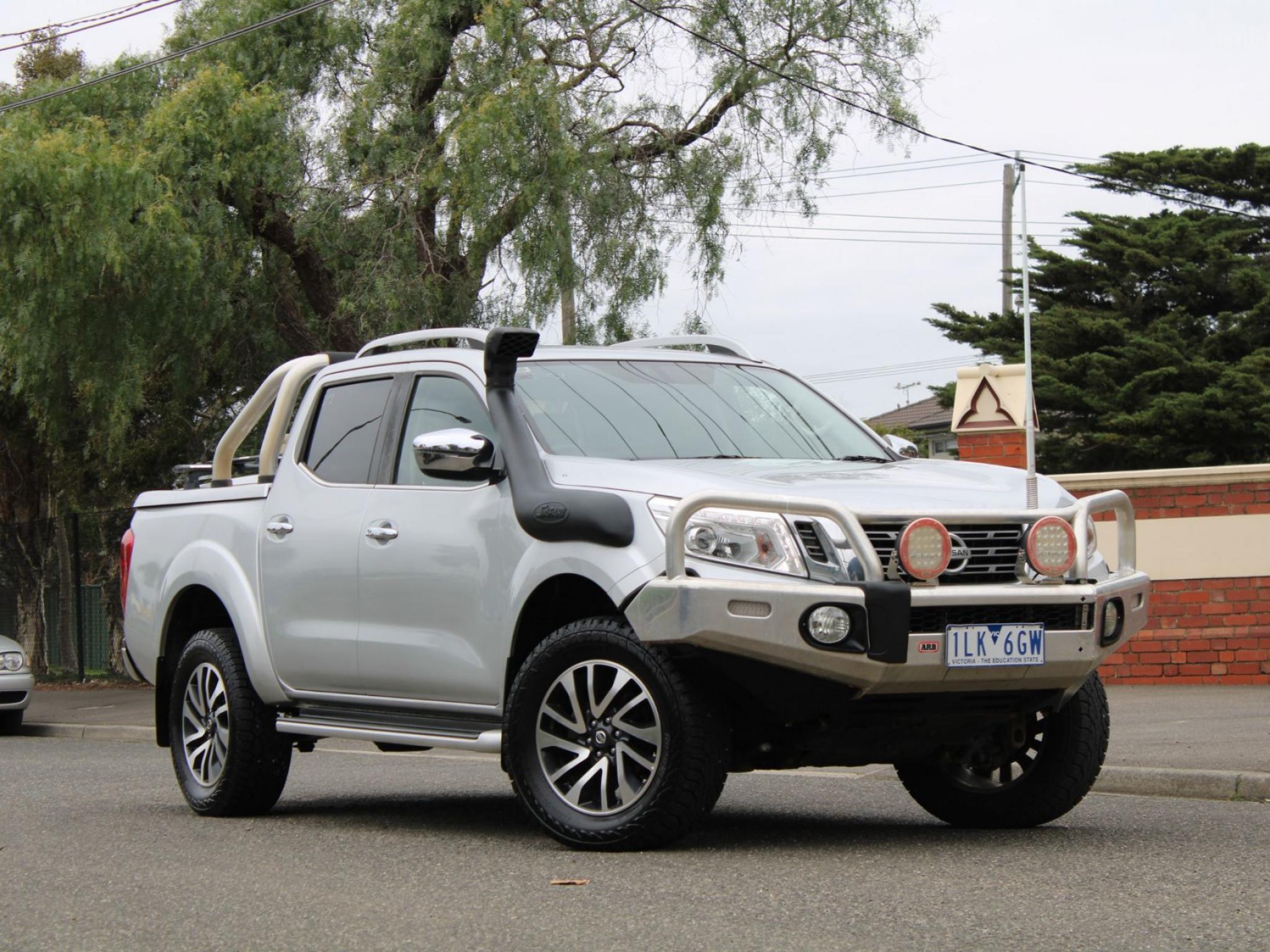 NISSAN NAVARA ST-X (4X4) D23 SERIES II