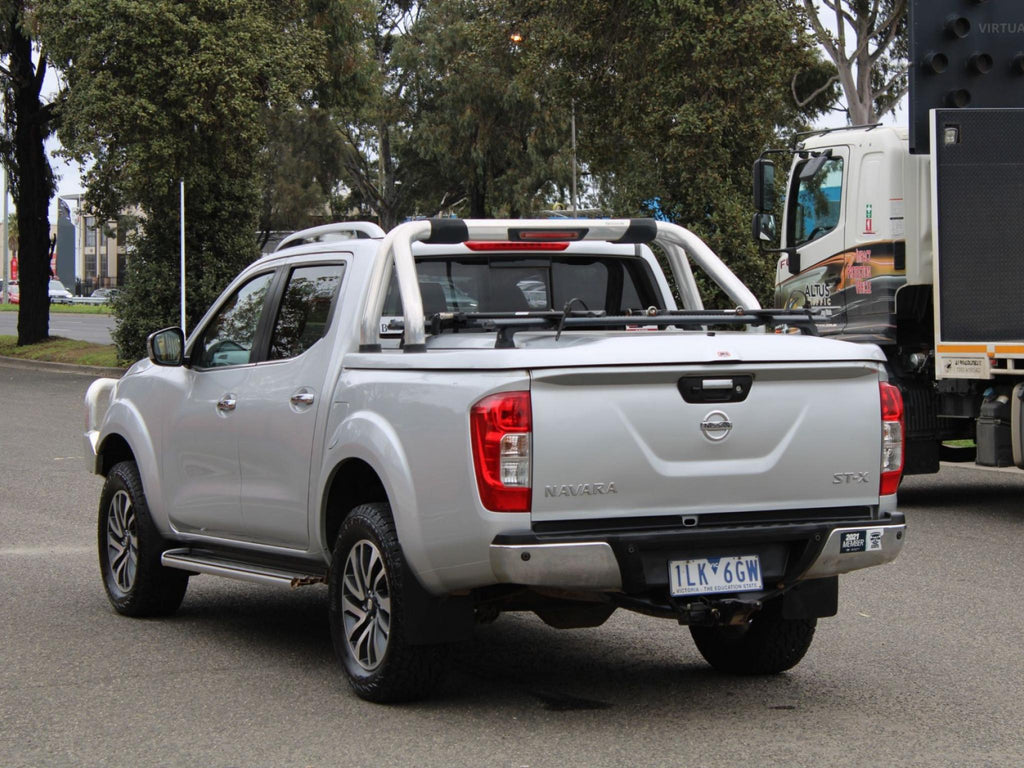 NISSAN NAVARA ST-X (4X4) D23 SERIES II