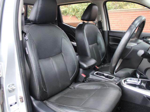 NISSAN NAVARA ST-X (4X4) D23 SERIES II
