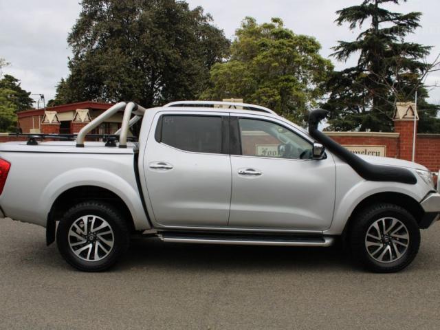 NISSAN NAVARA ST-X (4X4) D23 SERIES II