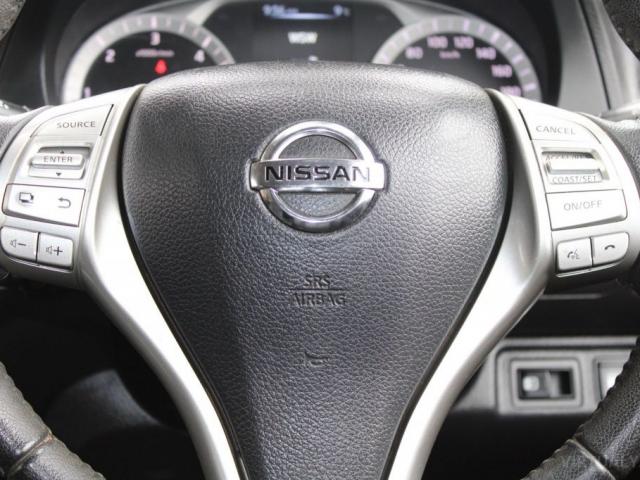 NISSAN NAVARA ST-X (4X4) D23 SERIES II