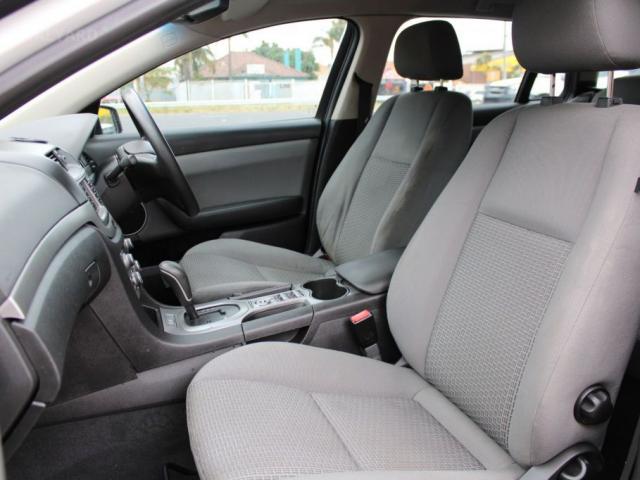 HOLDEN COMMODORE OMEGA VE II MY12.5
