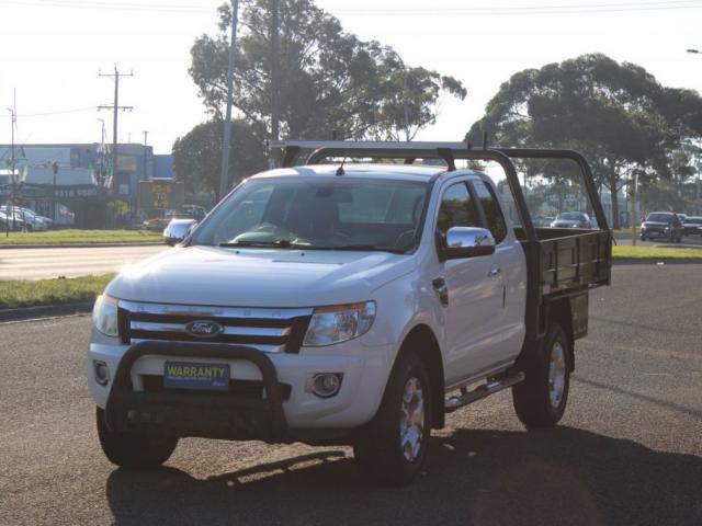 FORD RANGER XLT 3.2 HI-RIDER (4X2) PX|174,718kms