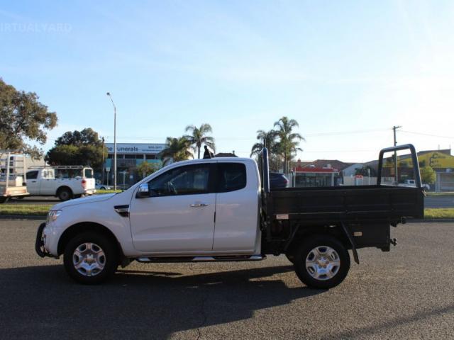 FORD RANGER XLT 3.2 HI-RIDER (4X2) PX|174,718kms