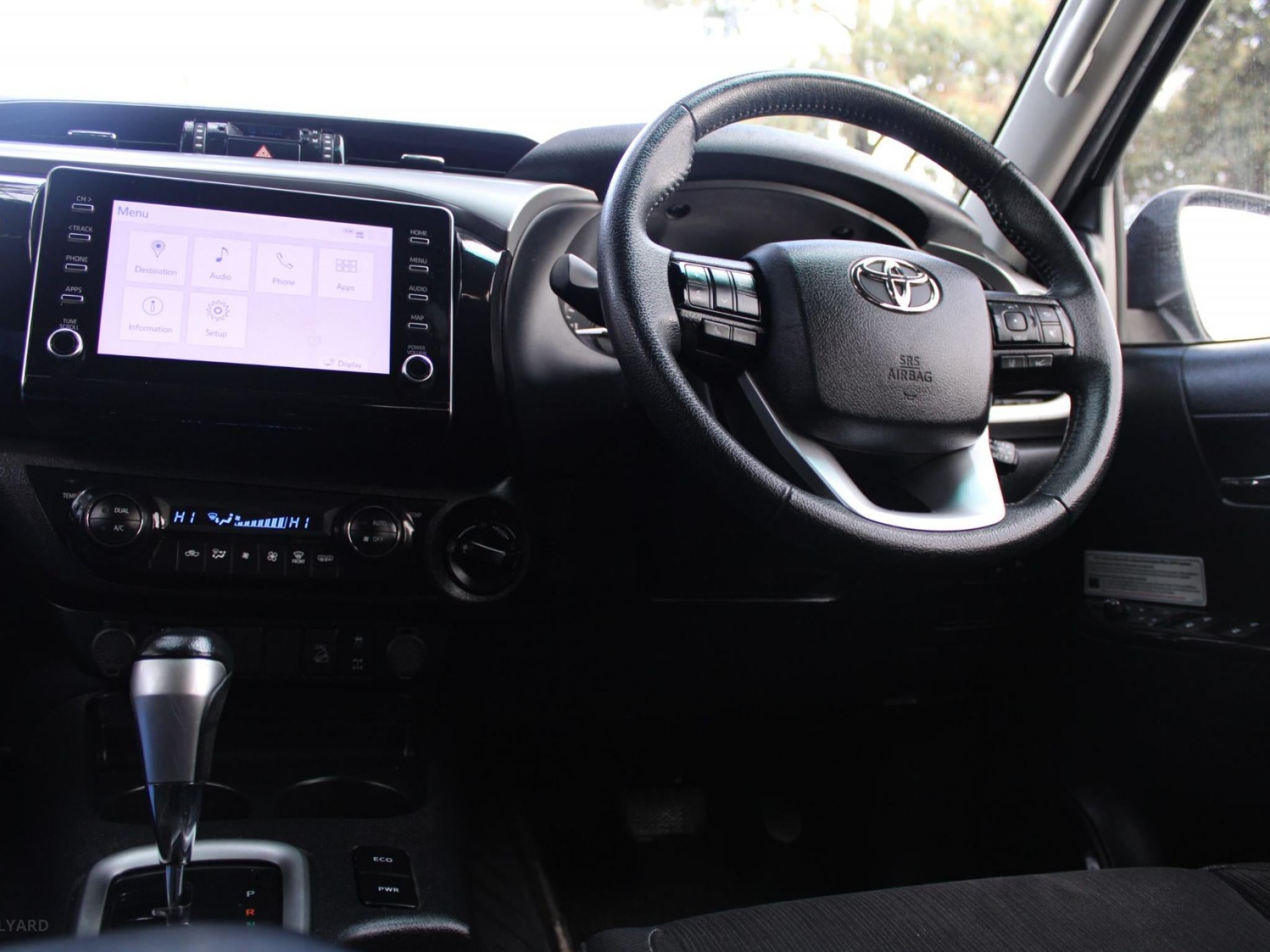 TOYOTA HILUX SR5 (4X4) GUN126R