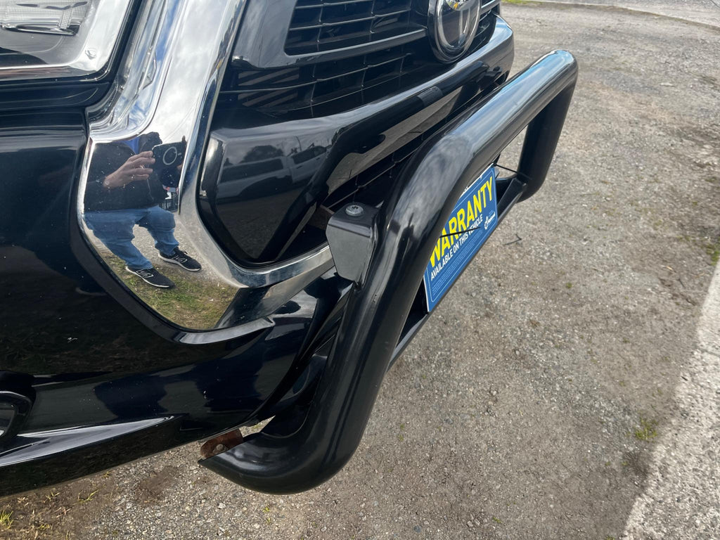 TOYOTA HILUX SR5 (4X4) GUN126R