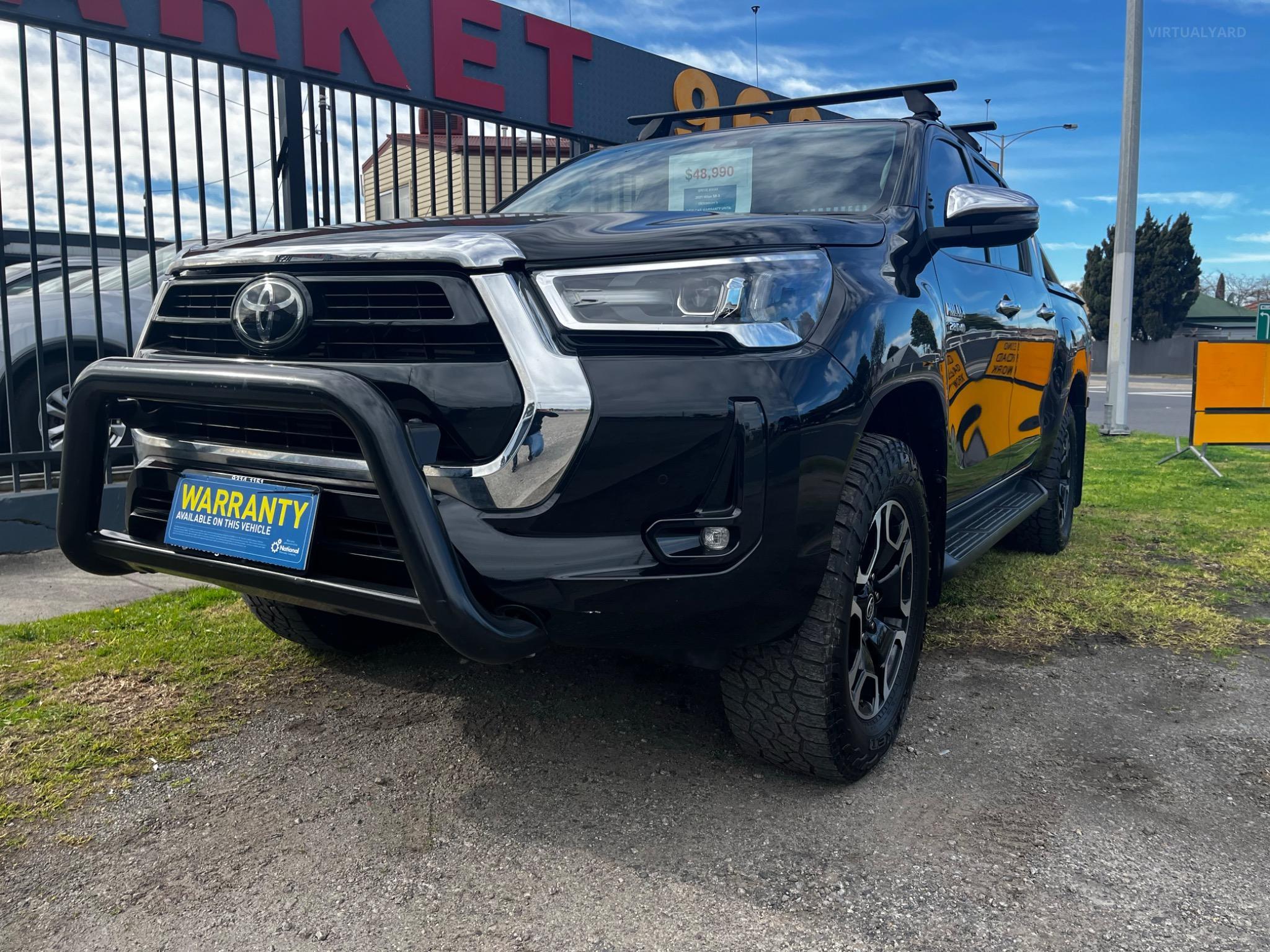 TOYOTA HILUX SR5 (4X4) GUN126R