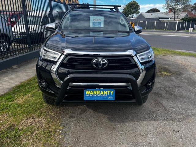 TOYOTA HILUX SR5 (4X4) GUN126R