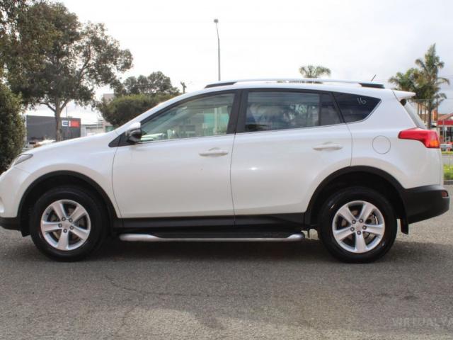 TOYOTA RAV4 GXL (2WD) ZSA42R