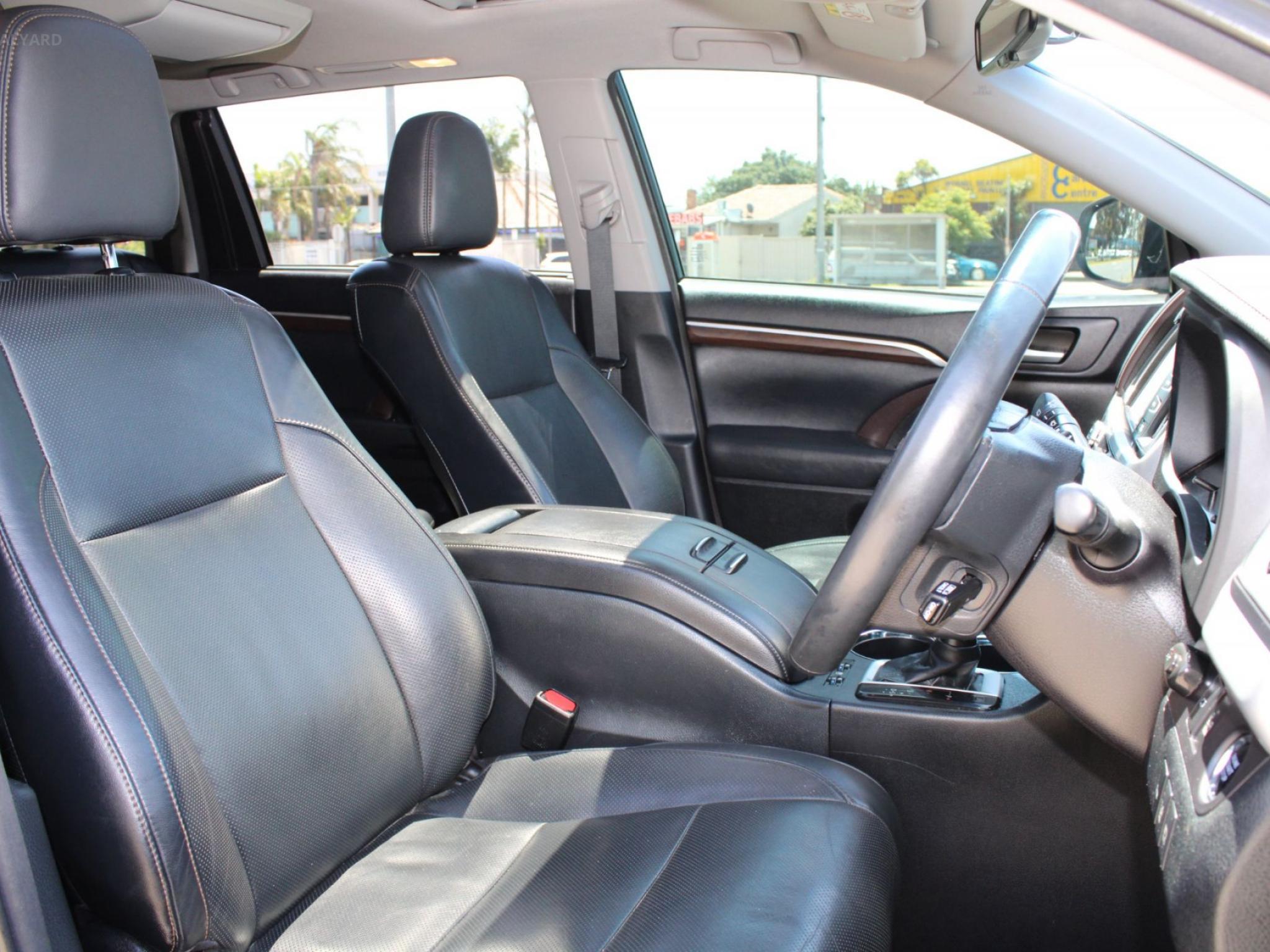 TOYOTA KLUGER GRANDE (4X4) GSU55R