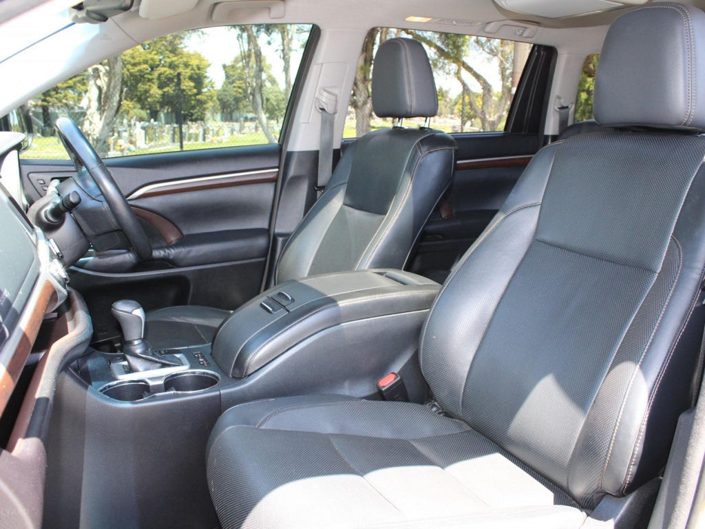 TOYOTA KLUGER GRANDE (4X4) GSU55R