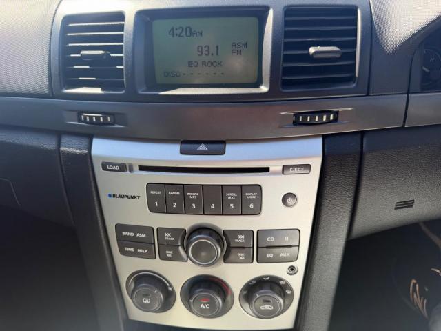 HOLDEN COMMODORE OMEGA VE INTERNATIONAL