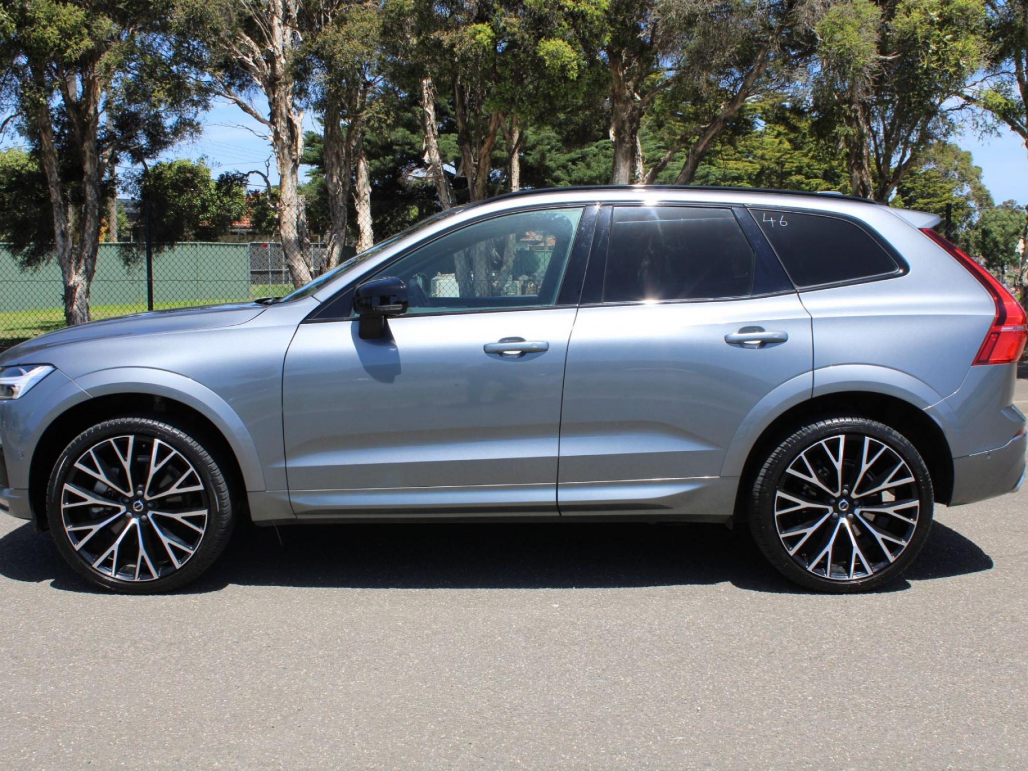 VOLVO XC60 T6 R-DESIGN (AWD) 246 MY20