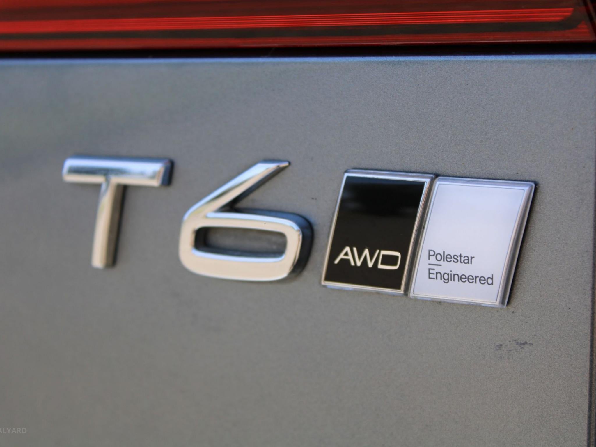 VOLVO XC60 T6 R-DESIGN (AWD) 246 MY20