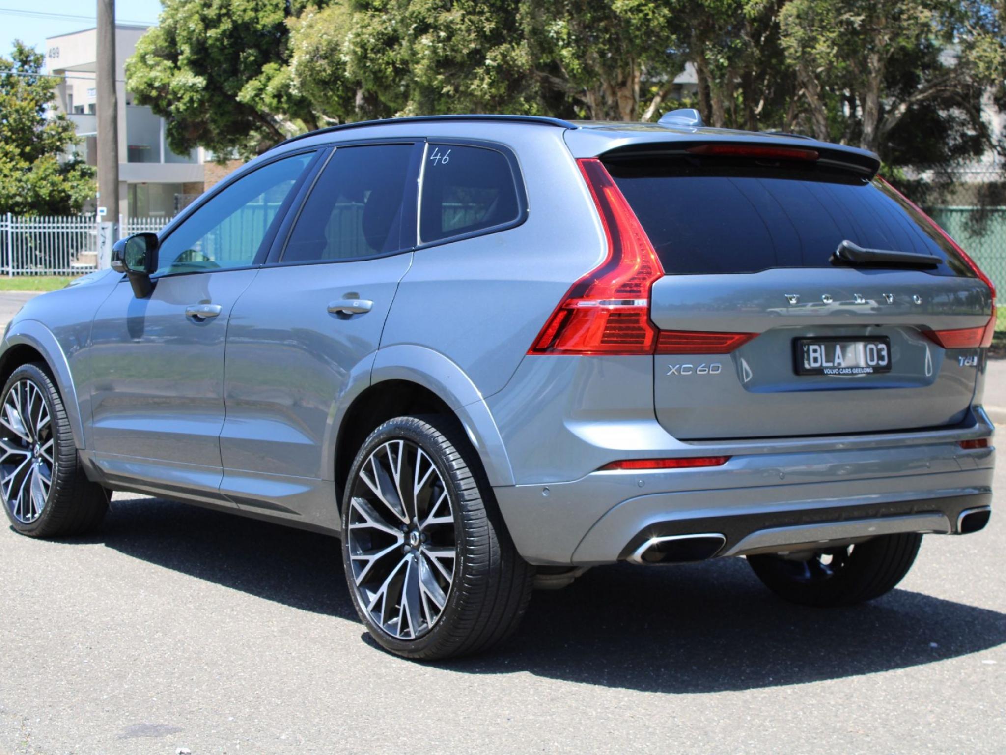 VOLVO XC60 T6 R-DESIGN (AWD) 246 MY20