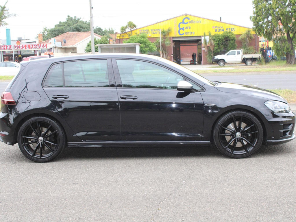 VOLKSWAGEN GOLF R AU MY16