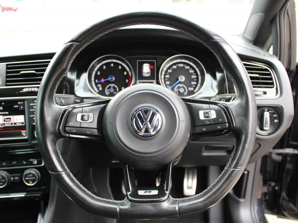 VOLKSWAGEN GOLF R AU MY16