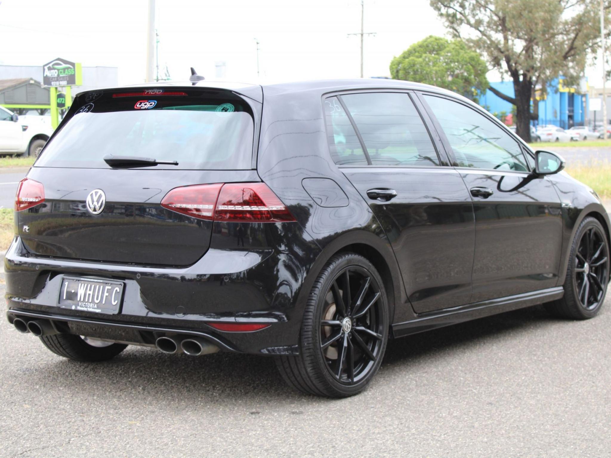VOLKSWAGEN GOLF R AU MY16