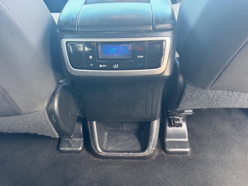 TOYOTA KLUGER GX (4X2) GSU50R