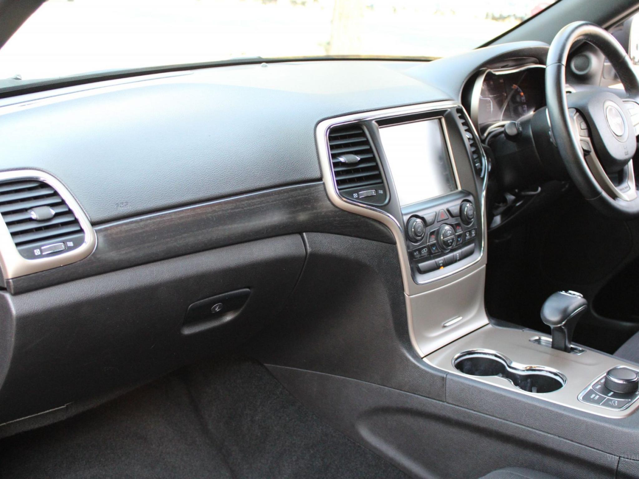 JEEP GRAND CHEROKEE LAREDO (4X4) WK MY13