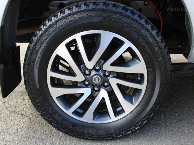NISSAN NAVARA ST-X (4X4) D23 SERIES II