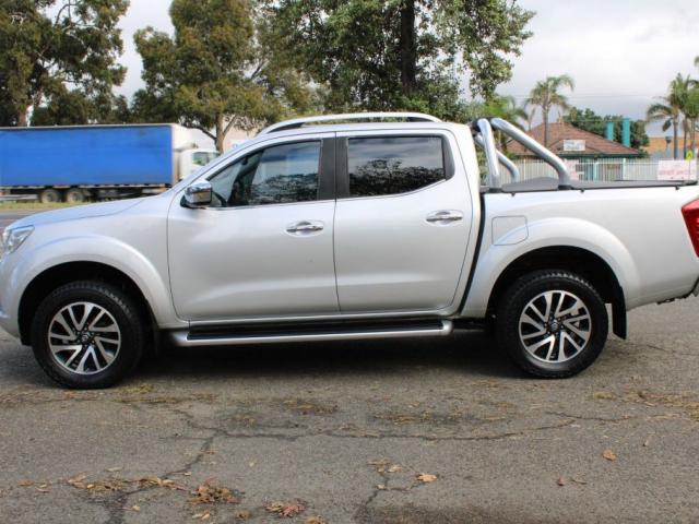 NISSAN NAVARA ST-X (4X4) D23 SERIES II