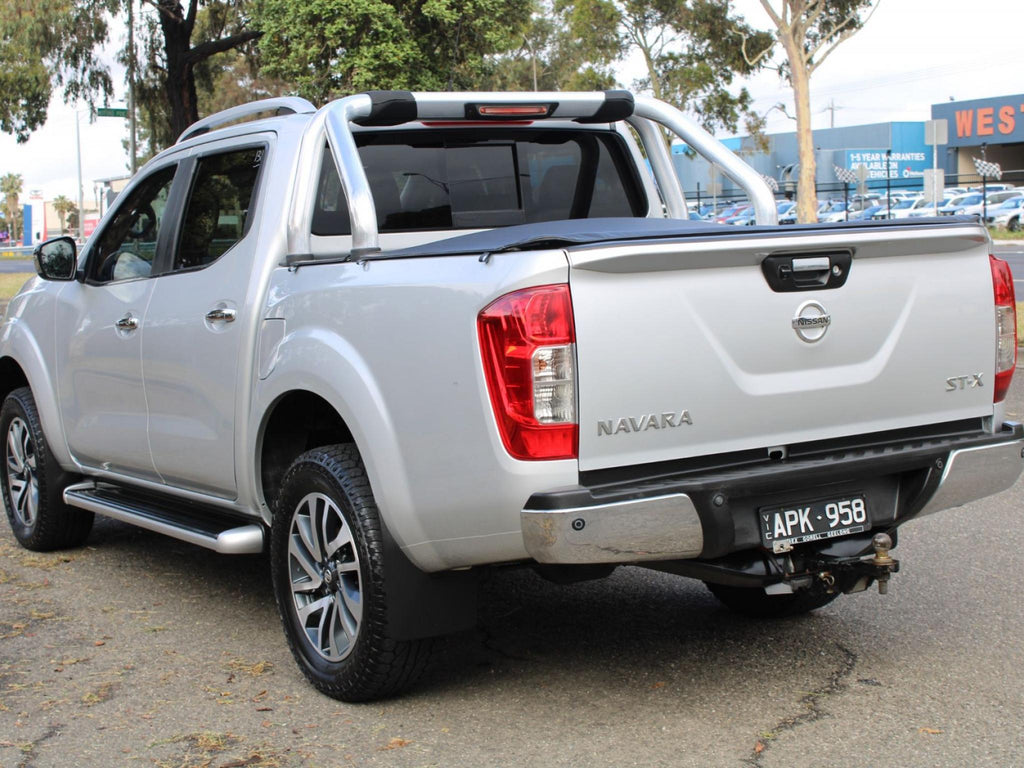 NISSAN NAVARA ST-X (4X4) D23 SERIES II