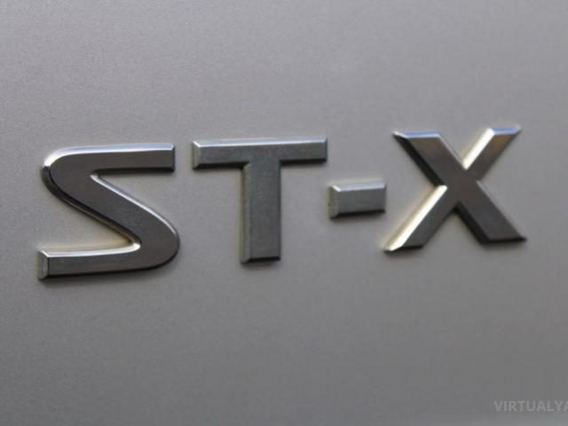 NISSAN NAVARA ST-X (4X4) D23 SERIES II