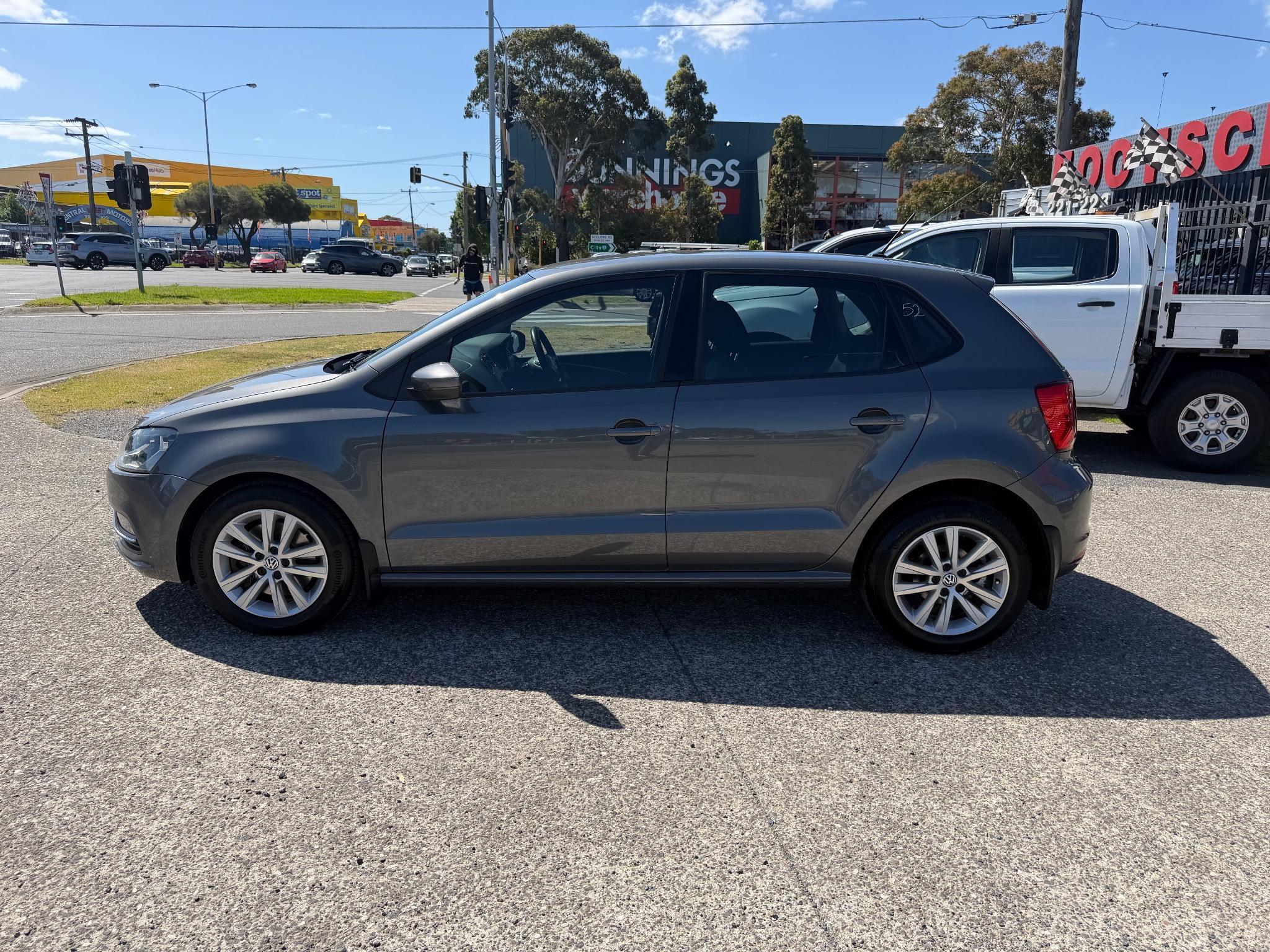 VOLKSWAGEN POLO 81 TSI COMFORTLINE 6R MY16