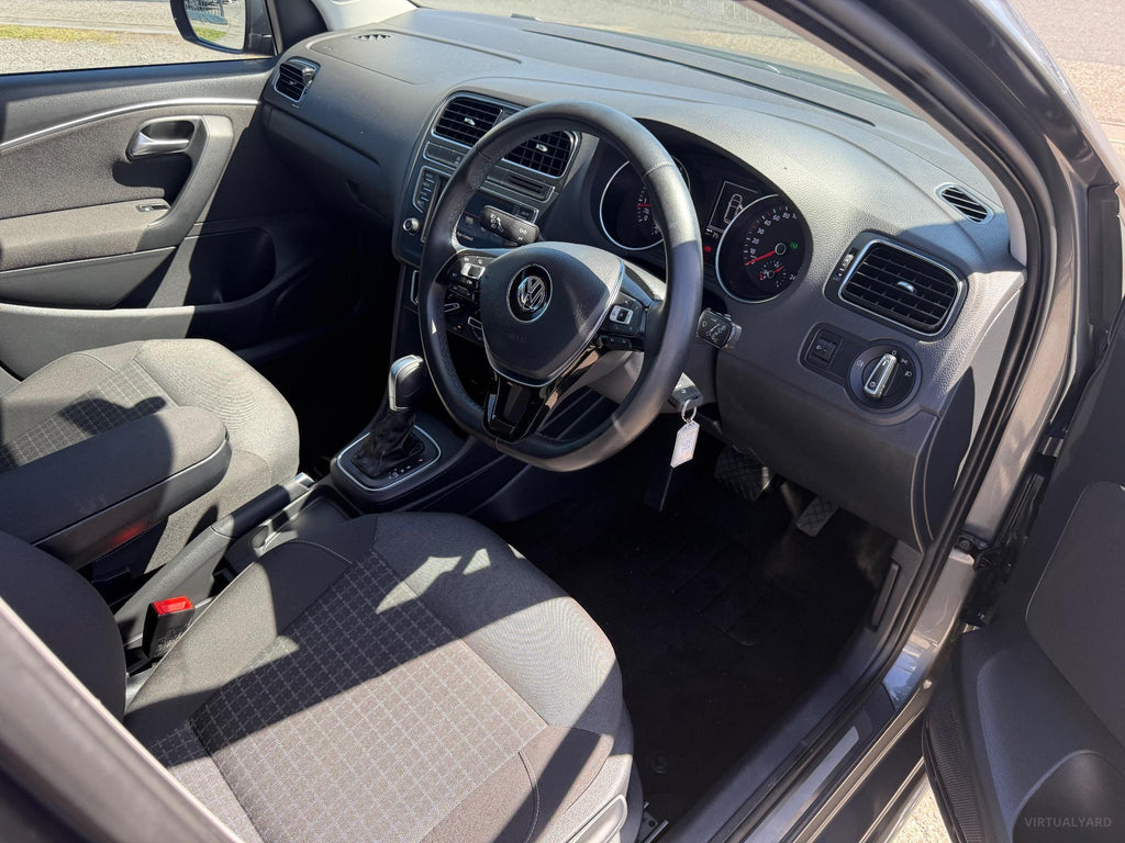 VOLKSWAGEN POLO 81 TSI COMFORTLINE 6R MY16