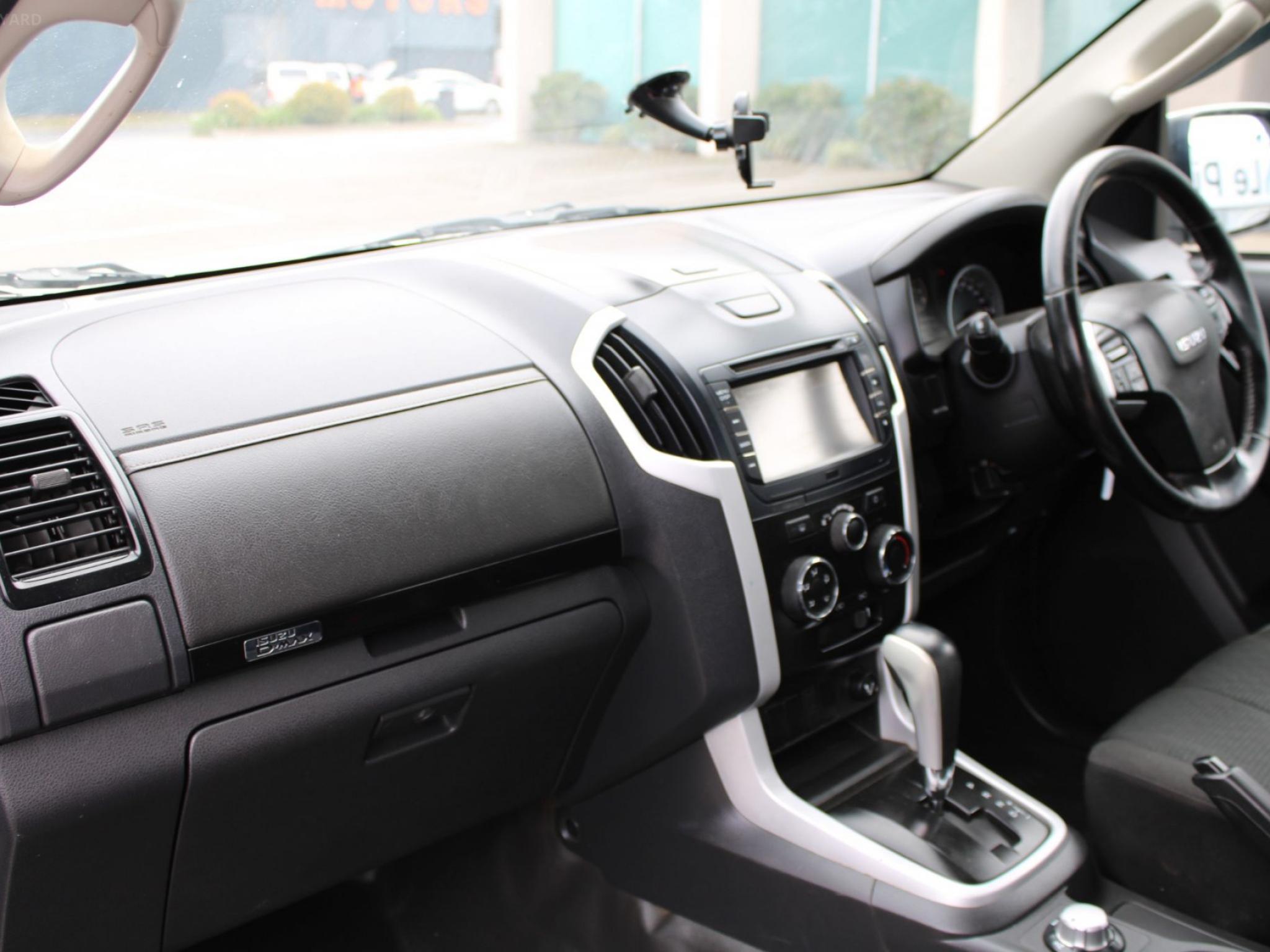ISUZU D-MAX LS-M (4X4) TF MY19