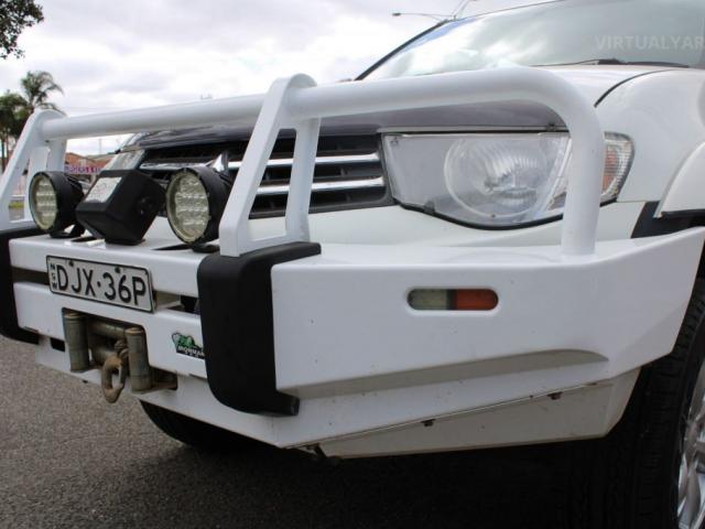 MITSUBISHI TRITON GLX (4X4) MN MY14 UPDATE