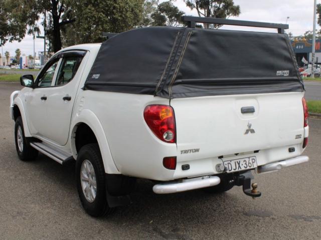 MITSUBISHI TRITON GLX (4X4) MN MY14 UPDATE