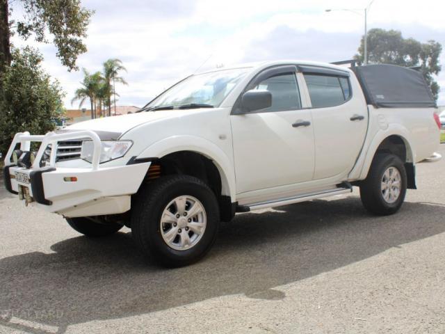 MITSUBISHI TRITON GLX (4X4) MN MY14 UPDATE
