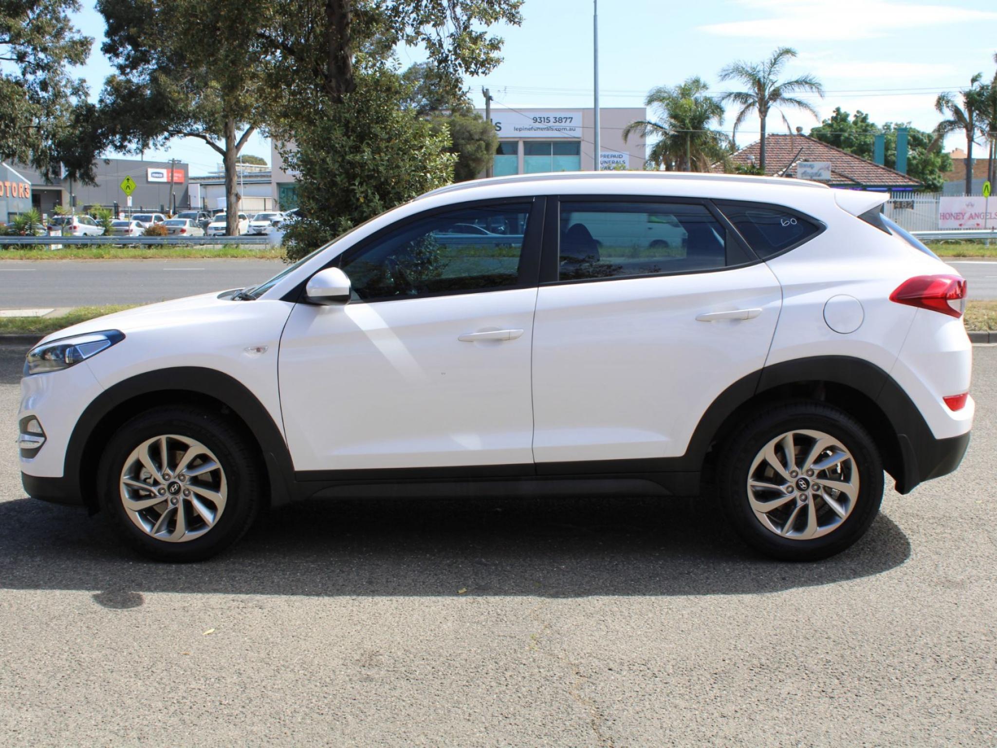 HYUNDAI TUCSON ACTIVE R-SERIES (AWD) TL
