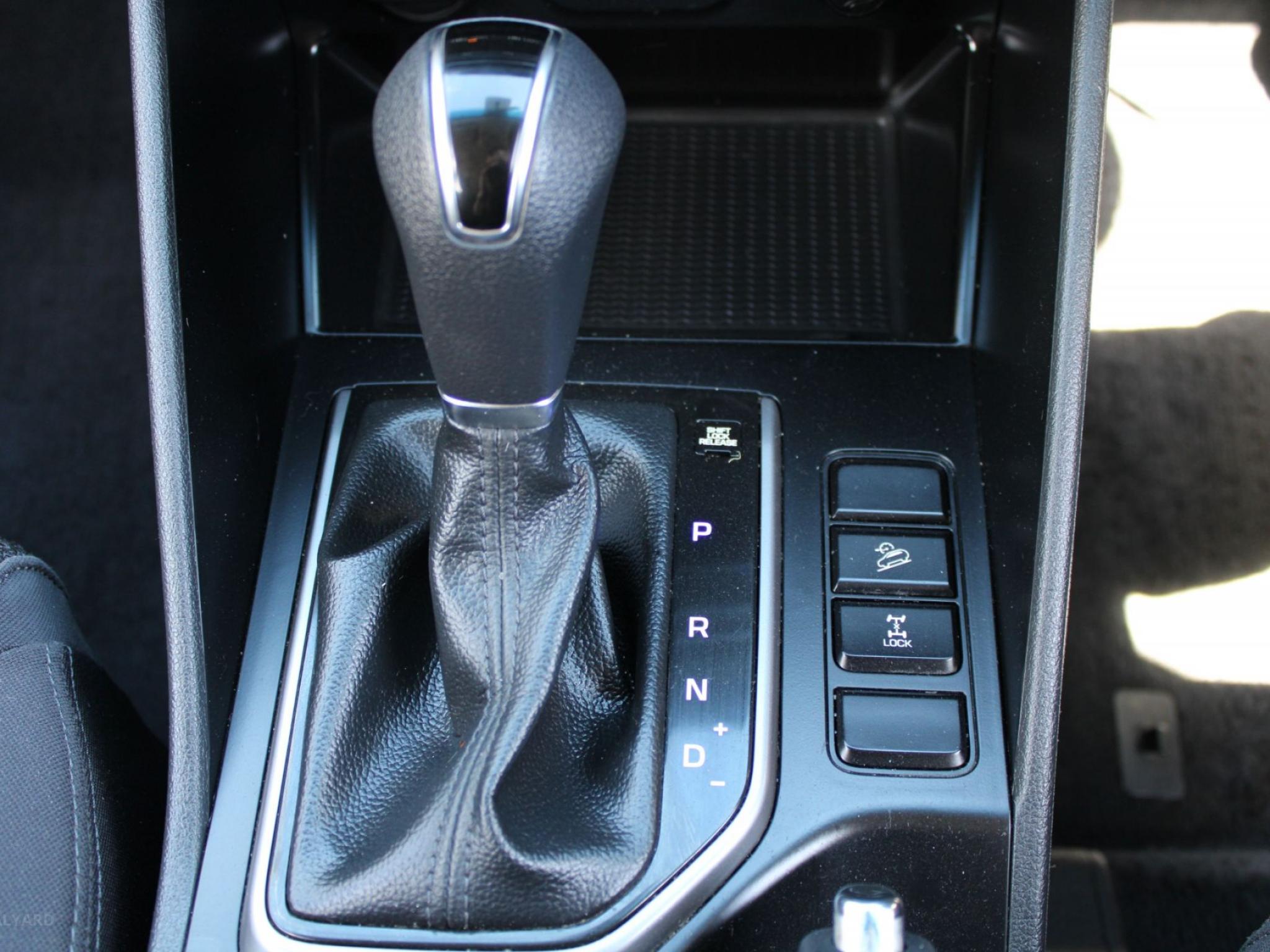 HYUNDAI TUCSON ACTIVE R-SERIES (AWD) TL
