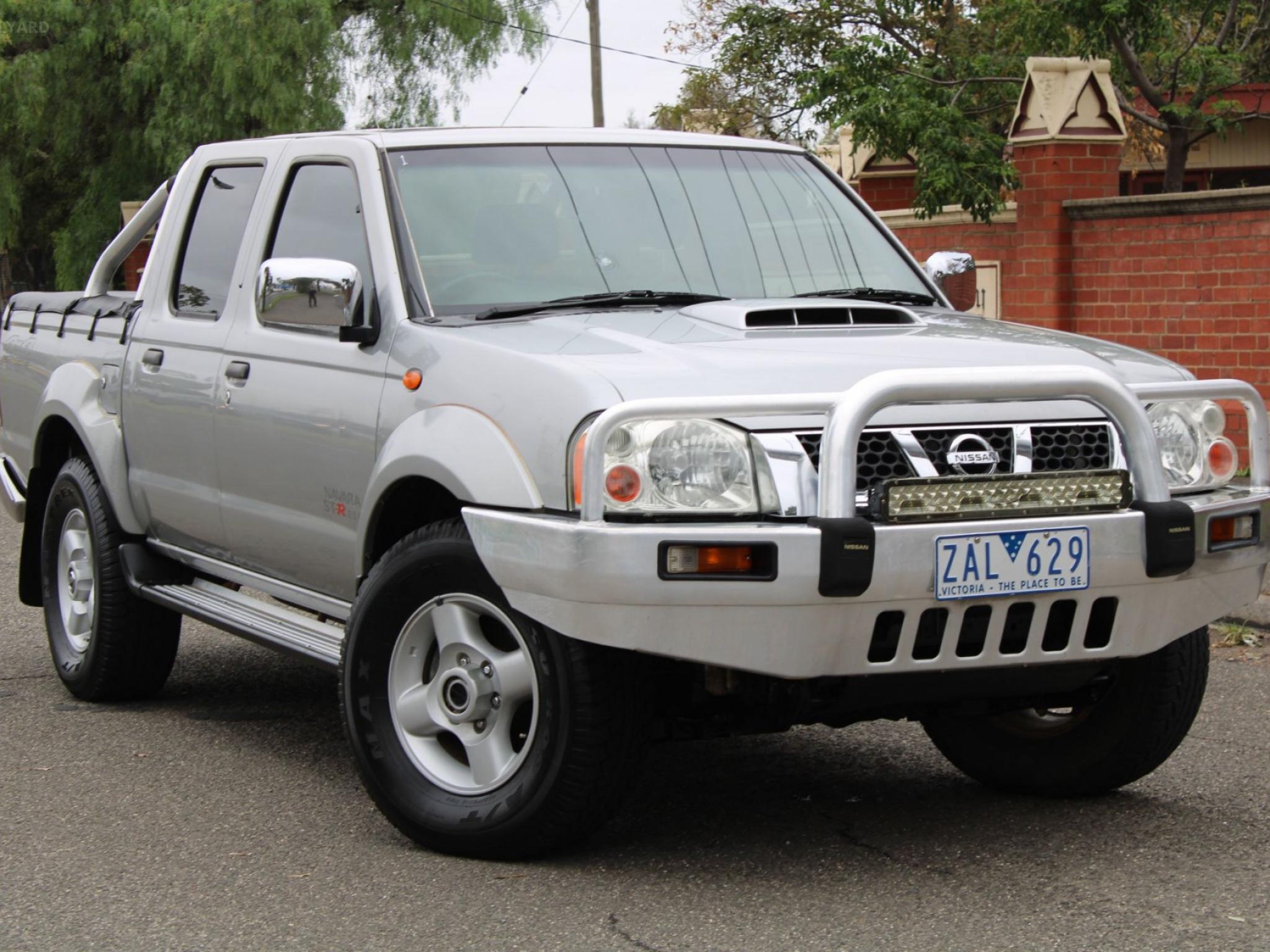 NISSAN NAVARA ST-R (4X4) D22 MY08