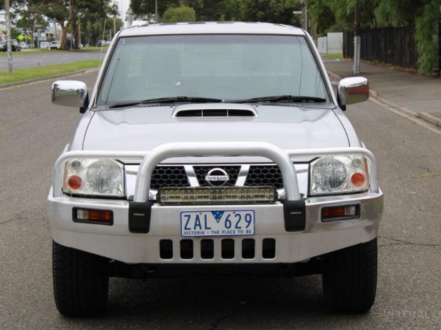 NISSAN NAVARA ST-R (4X4) D22 MY08